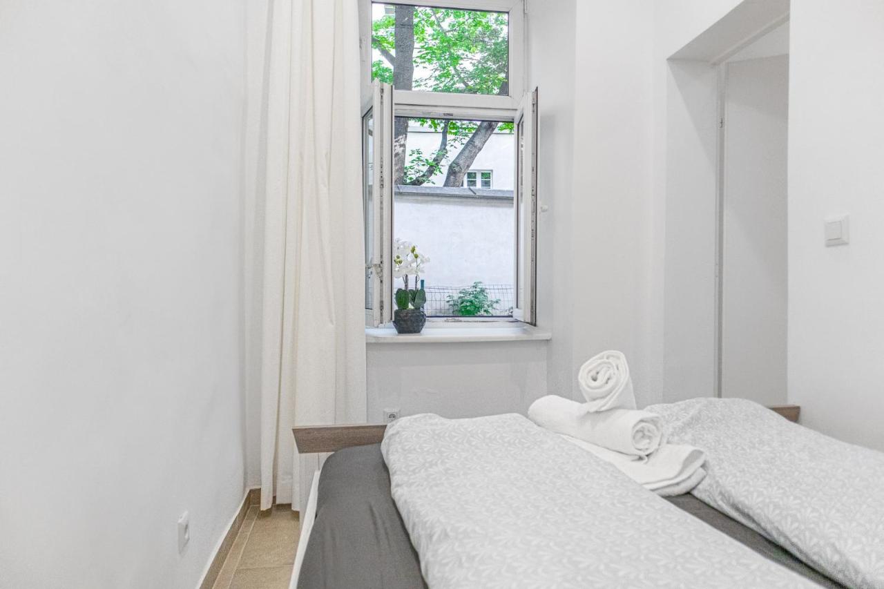 9 Min From City Center - Beautiful Studio Near U1 Reumannplatz Wenen Buitenkant foto